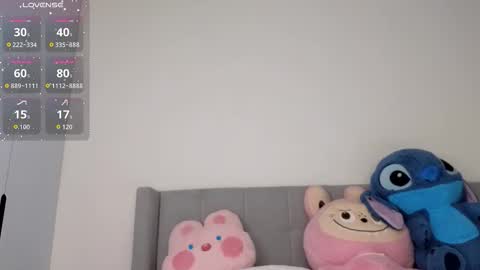 Queen Liya online show from October 2025 02:11:02 AM