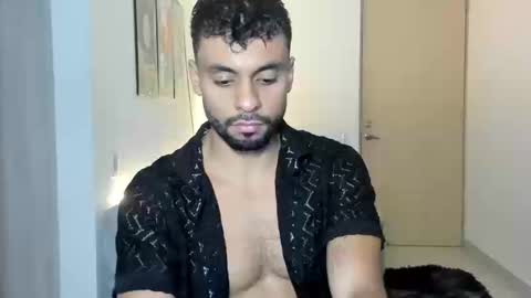 Snapshot of itsgeo1111 chatting on September 2025 01:07:02 AM CALL ME GEO online show from September 2025 01:07:02 AM