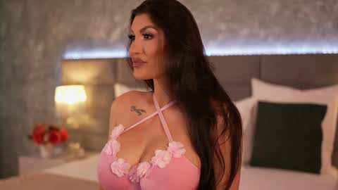 Snapshot of itsjessiebabe chatting on June 2026 06:30:01 AM Jessie online show from June 2026 06:30:01 AM