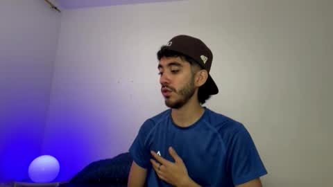 Snapshot of itsmartin_ chatting on February 2026 05:03:01 PM itsmartin_ online show from February 2026 05:03:01 PM