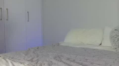 Snapshot of itsmejade_x chatting on February 2026 08:25:02 PM Jade online show from February 2026 08:25:02 PM