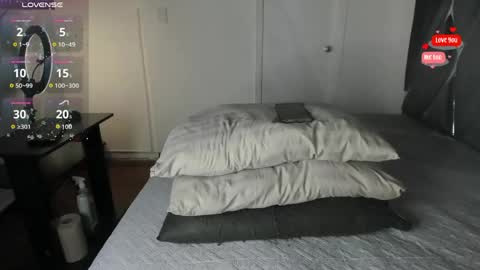 Moon online show from April 2026 11:37:01 AM