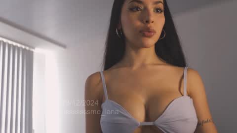Snapshot of itsssssssme_lana chatting on December 2024 03:59:02 PM itsssssssme_lana online show from December 2024 03:59:02 PM