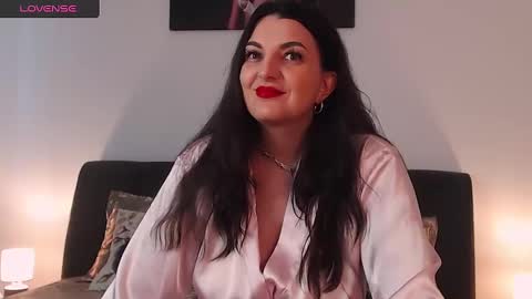 Snapshot of itsyourlady chatting on February 2025 11:01:02 AM Melissa Khaan online show from February 2025 11:01:02 AM