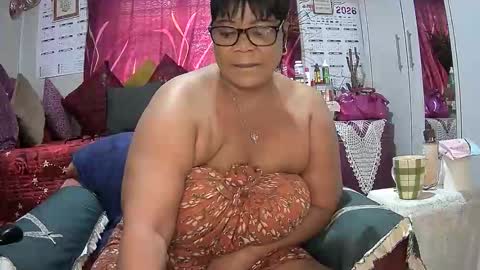 itumeleng74 online show from February 2026 06:21:02 AM