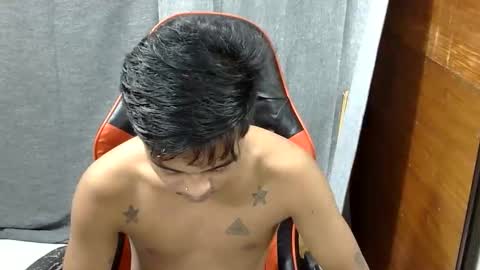 Snapshot of itzme_jhonfred chatting on April 2026 09:45:01 AM Jhonfred online show from April 2026 09:45:01 AM