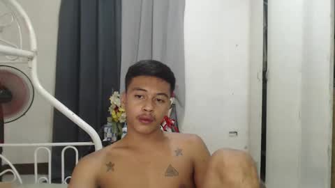 Snapshot of itzme_jhonfred chatting on May 2026 11:18:01 AM Jhonfred online show from May 2026 11:18:01 AM