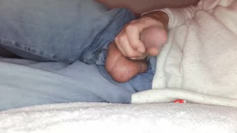 Snapshot of iuuuf2 chatting on January 2025 01:37:01 AM Iuuuf2 or Samel online show from January 2025 01:37:01 AM