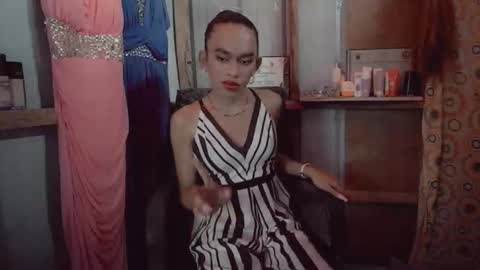 Snapshot of ivan_petiteasian chatting on December 2025 07:46:02 AM ivan online show from December 2025 07:46:02 AM