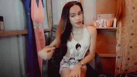 Snapshot of ivan_petiteasian chatting on December 2025 02:40:02 AM ivan online show from December 2025 02:40:02 AM