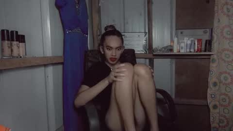 Snapshot of ivan_petiteasian chatting on December 2025 05:20:02 PM ivan online show from December 2025 05:20:02 PM