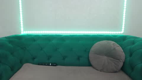 ivanacharm online show from April 2026 03:28:02 AM