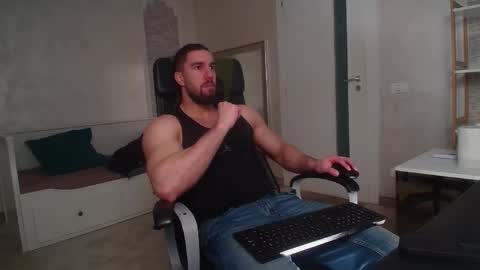 IvanHydee online show from February 2026 05:50:02 AM