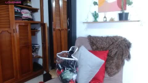 Snapshot of ivanna_dl chatting on May 2026 01:22:01 AM Ivanna online show from May 2026 01:22:01 AM