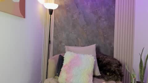 Snapshot of ivanna_lima chatting on February 2026 11:43:02 AM ivanna online show from February 2026 11:43:02 AM