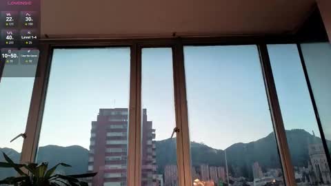 Ivanna West online show from October 2025 10:47:02 AM