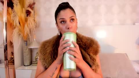 Snapshot of ivannaanggel chatting on December 2025 01:31:02 PM Ivannaanggel online show from December 2025 01:31:02 PM