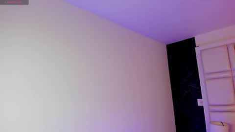 Snapshot of ivannafoxx_ chatting on May 2026 11:18:02 AM ivanna online show from May 2026 11:18:02 AM