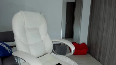 Snapshot of ivannasaenzcute chatting on December 2024 03:40:02 AM Ivanna online show from December 2024 03:40:02 AM