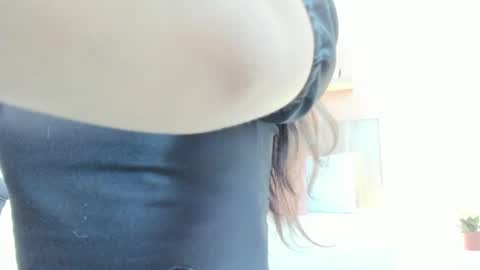 Snapshot of ivette_swan chatting on May 2026 10:39:01 PM I V E T T E online show from May 2026 10:39:01 PM