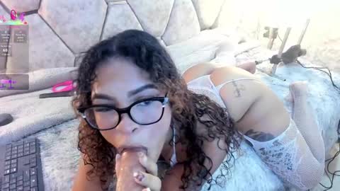 Snapshot of ivisbouncyass chatting on June 2026 01:23:01 PM Ivis online show from June 2026 01:23:01 PM