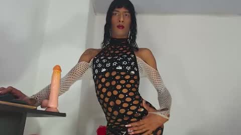 Snapshot of ivonneth chatting on February 2026 09:13:02 PM ivonneth online show from February 2026 09:13:02 PM