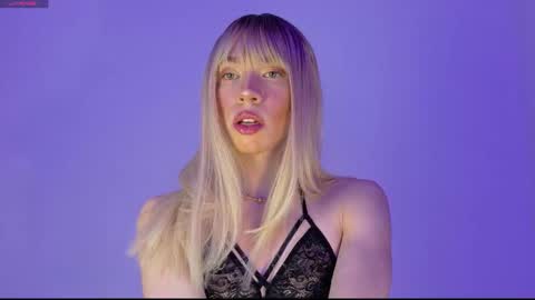 Ivonny online show from December 2025 02:05:02 AM