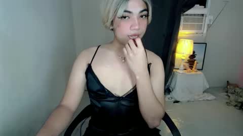 ivory_delight online show from December 2025 04:12:02 PM