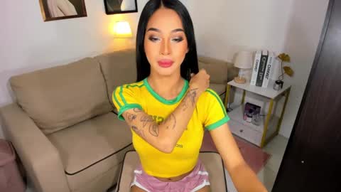 Snapshot of ivorycollins chatting on December 2024 12:42:01 PM kirstenelsie online show from December 2024 12:42:01 PM