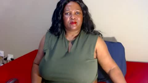 Snapshot of ivorytits48 chatting on June 2026 06:06:02 PM IVORYTITS48 online show from June 2026 06:06:02 PM