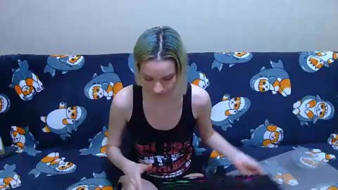 Ivy and Lester online show from July 2026 06:00:02 PM