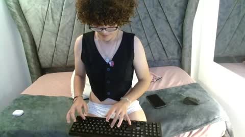 ivy_fantasy69 online show from May 2026 07:01:01 PM
