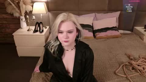 Ivy online show from April 2026 09:07:01 AM