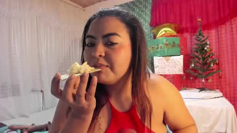 Snapshot of ivy_roosx chatting on December 2024 08:39:02 PM vivian online show from December 2024 08:39:02 PM