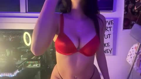 ivy and winter online show from February 2026 07:48:01 AM