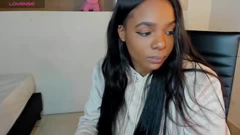 i v y  b l i s s online show from March 2025 12:09:02 PM