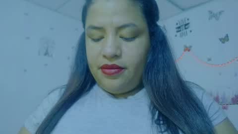 Snapshot of ivydesouzaa chatting on June 2026 07:17:02 PM ivydesouza online show from June 2026 07:17:02 PM