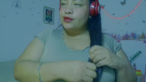 Snapshot of ivydesouzaa chatting on July 2026 02:46:01 AM ivydesouza online show from July 2026 02:46:01 AM
