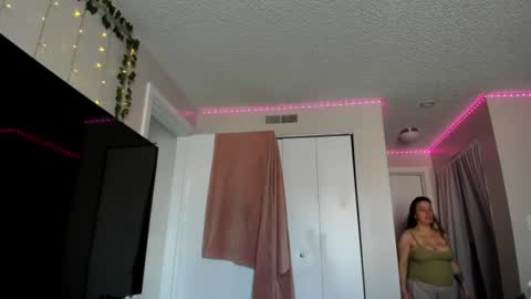 Ivy Heaven  Goddess  online show from June 2026 11:30:02 PM