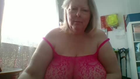 Snapshot of ivyjane3522 chatting on June 2026 02:52:01 PM ivyjane3522 online show from June 2026 02:52:01 PM