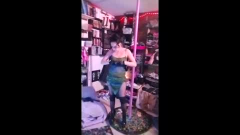 Snapshot of ivyjennifer366 chatting on February 2026 06:44:02 AM ivyjennifer366 online show from February 2026 06:44:02 AM