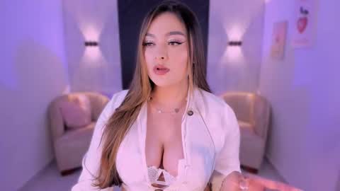 Ivy online show from December 2025 12:29:01 AM