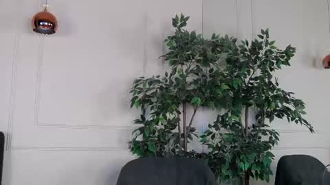 Snapshot of ivylustt chatting on June 2026 04:44:02 AM IvyLustt online show from June 2026 04:44:02 AM