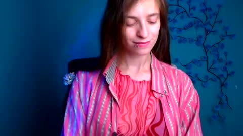 Snapshot of ivynoir_ chatting on July 2026 02:32:01 PM Ivy online show from July 2026 02:32:01 PM