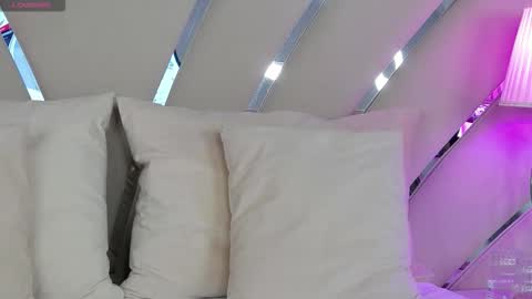 Ivy online show from February 2026 09:13:01 PM