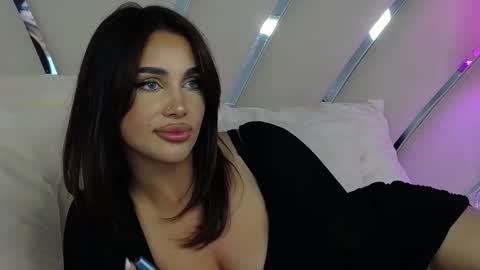 Ivy online show from March 2026 10:15:01 PM