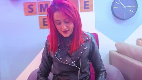 IvyPoisson  online show from December 2025 07:52:02 PM