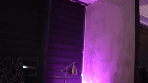 IvyRowa online show from December 2025 06:26:02 PM