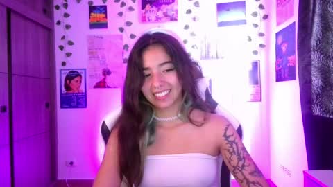 Ivy  online show from April 2026 07:54:01 PM
