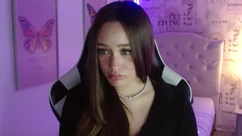 Ivy online show from February 2025 11:30:01 PM